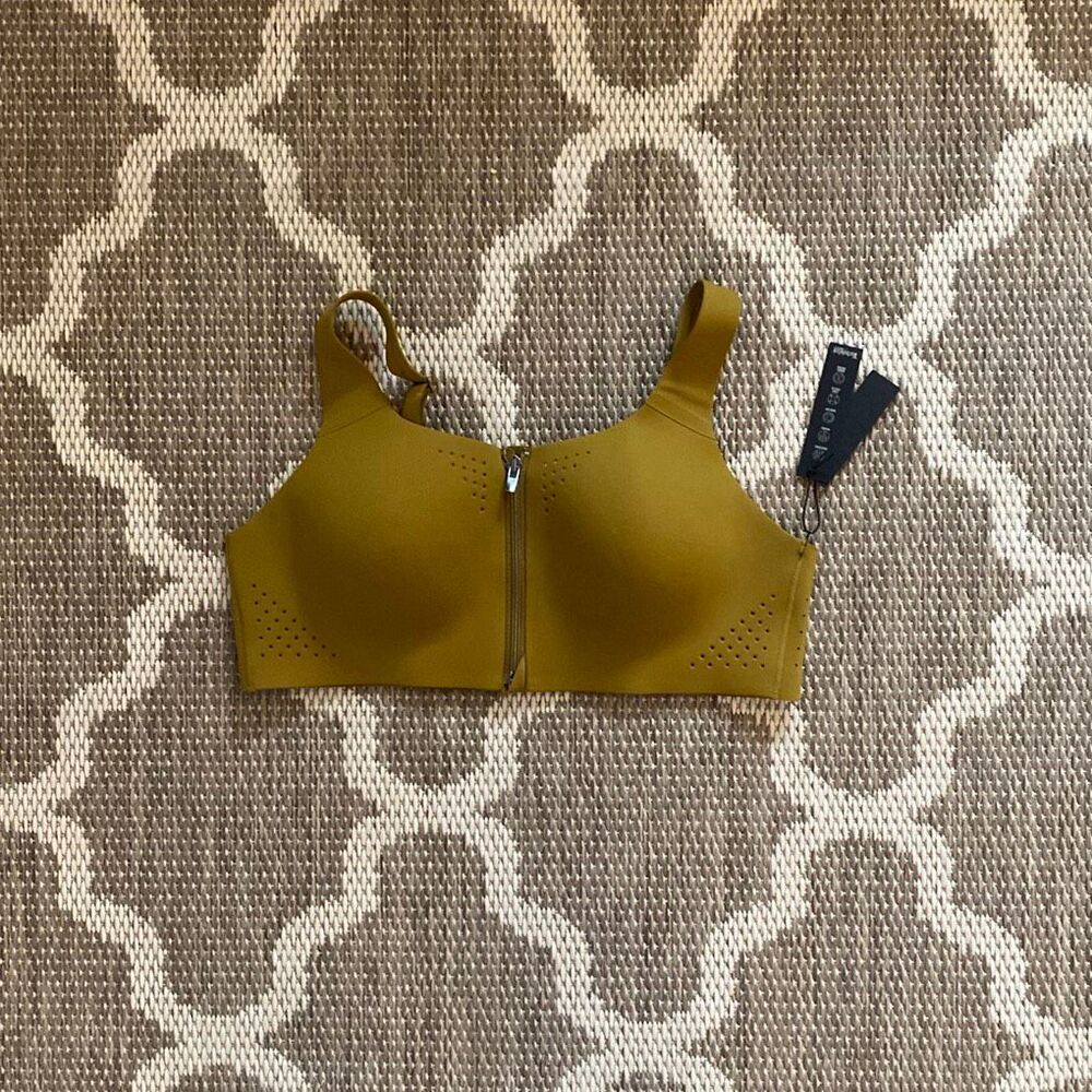 Victoria’s Secret sports bra, featherweight max front close sports bra size 36B